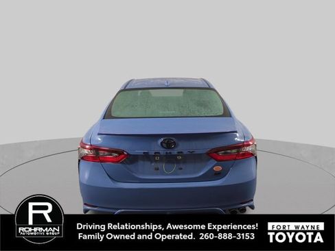 Used 2023 Toyota Camry SE w/ Cold Weather Package FWD image 7