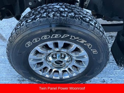 Used 2020 Ford F350 XLT w/ XLT Premium Package image 17