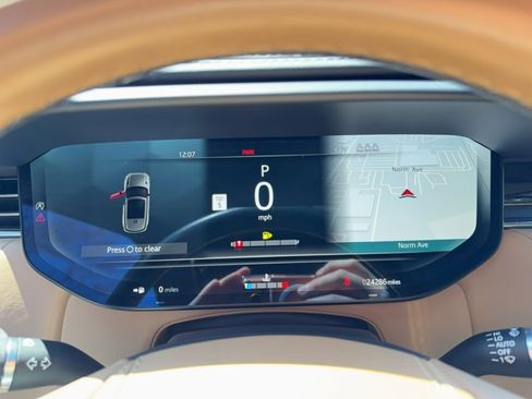 Used 2023 Land Rover Range Rover Sport SE Dynamic image 20