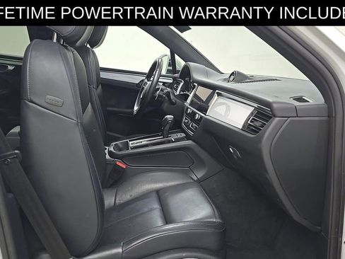 Used 2024 Porsche Macan w/ Premium Plus Package AWD/4WD image 7