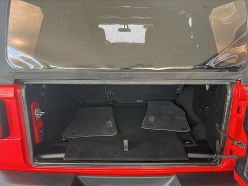 Used 2018 Jeep Wrangler Unlimited Sport AWD/4WD image 19