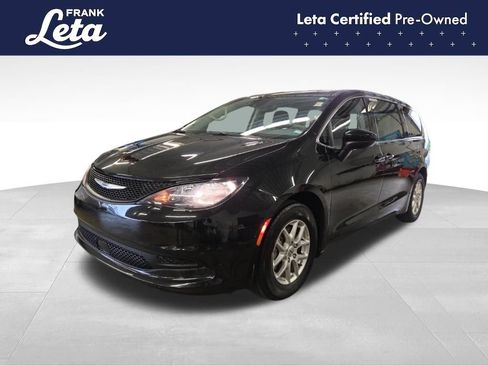 Used 2023 Chrysler Voyager LX FWD image 1