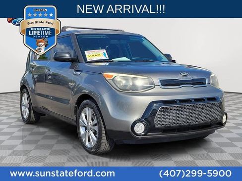 Used 2016 Kia Soul + image 1