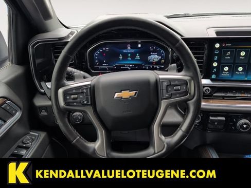 Used 2022 Chevrolet Silverado 1500 LT AWD/4WD image 12