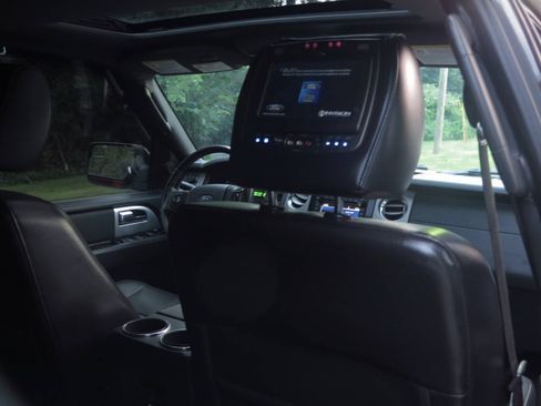 Used 2013 Ford Expedition EL Limited AWD/4WD image 20