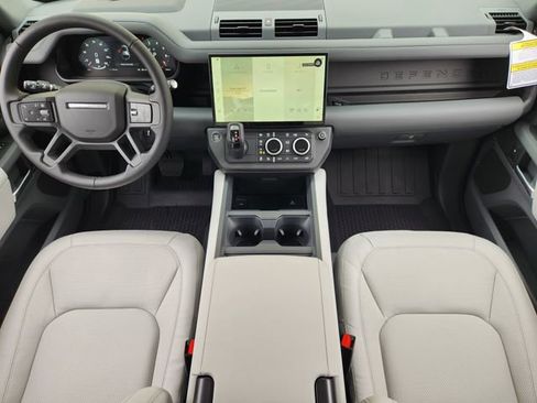 New 2026 Land Rover Defender 110 X-Dynamic SE image 19