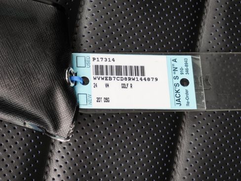 Used 2024 Volkswagen Golf R AWD/4WD image 36