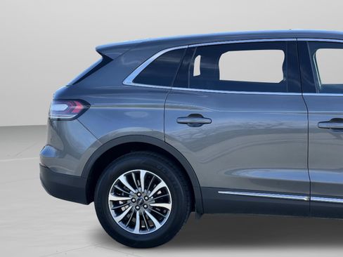 Certified 2023 Lincoln Nautilus FWD w/ Premium Package image 11