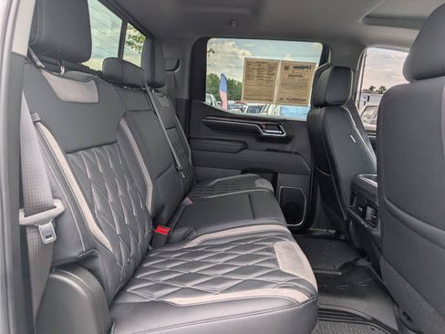 Used 2024 Chevrolet Silverado 1500 RST w/ All Star Edition Plus AWD/4WD image 15