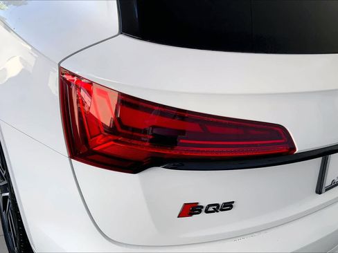 Used 2023 Audi SQ5 Premium Plus w/ Premium Plus Package AWD/4WD image 29