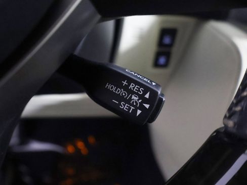 Used 2023 Lexus GX 460 Premium image 47