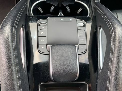 Used 2024 Mercedes-Benz GLE 350 4MATIC image 30