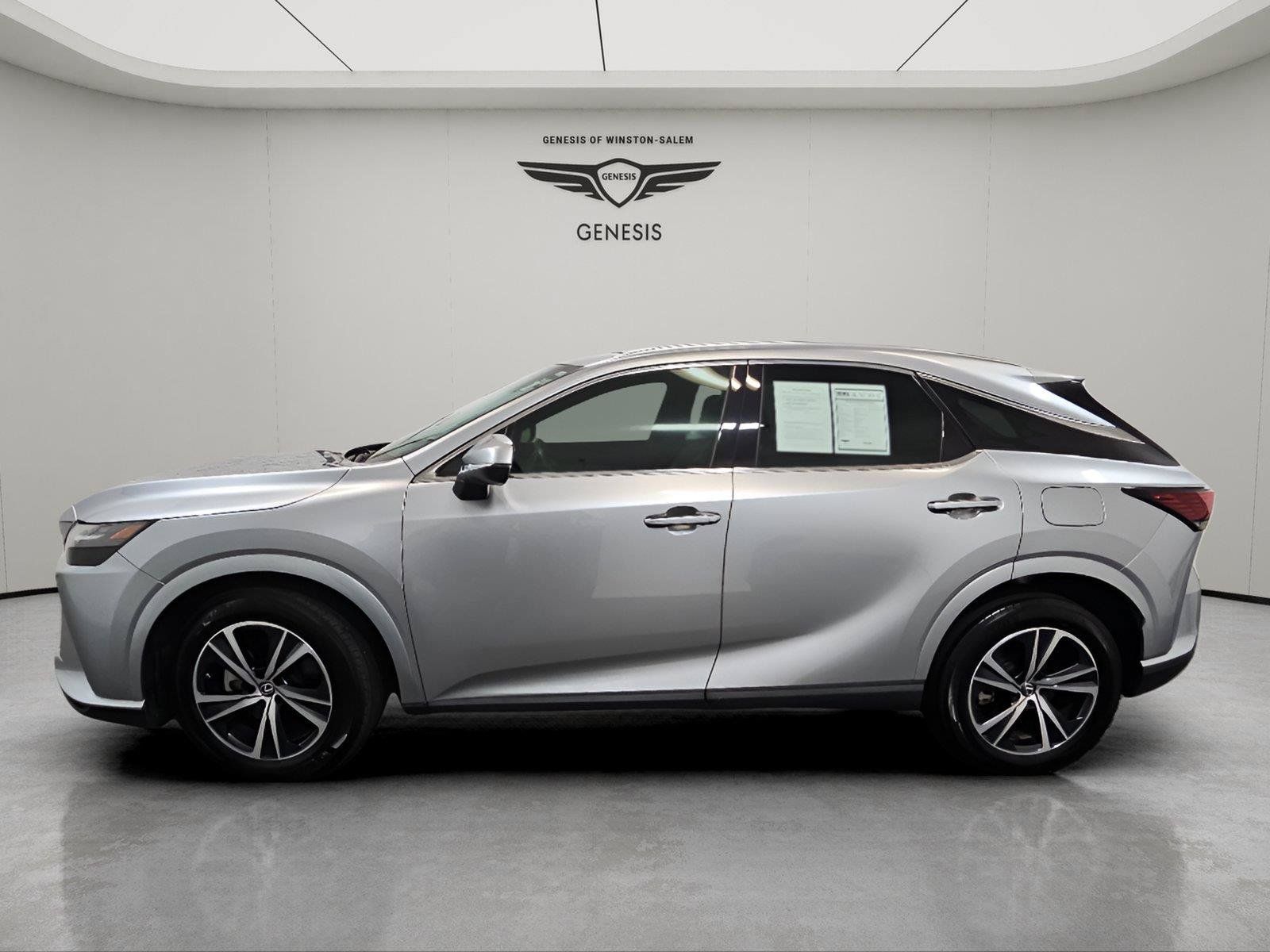 Used 2023 Lexus RX 350 Premium w/ Cold Area Package FWD image 2