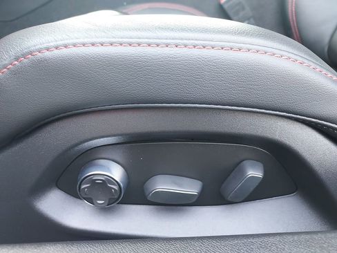 Used 2020 Chevrolet Corvette Stingray Premium Cpe w/ 3LT Preferred Equipment Group image 18