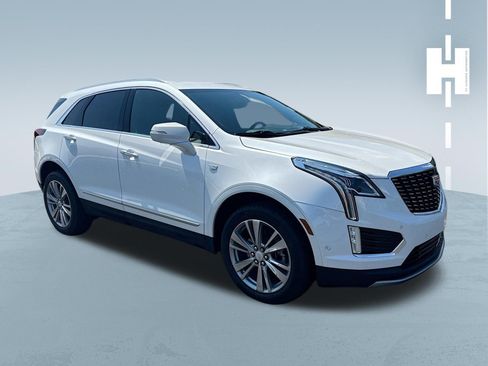 Used 2023 Cadillac XT5 Premium Luxury w/ Technology Package FWD image 1