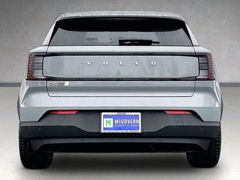 New 2026 Volvo EX30 Ultra w/ Climate Package image 4