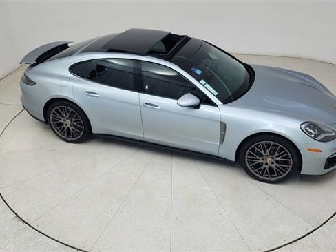 Used 2023 Porsche Panamera Platinum Edition image 75