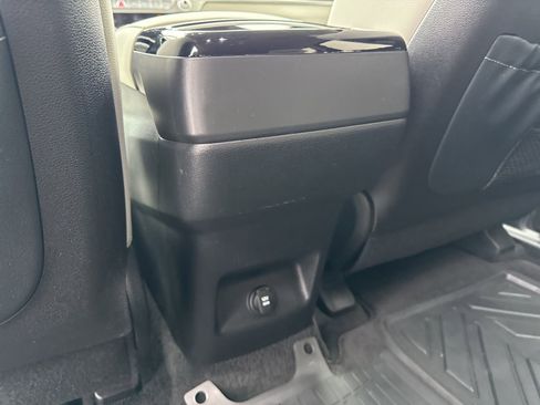 Used 2023 Kia Telluride EX image 20