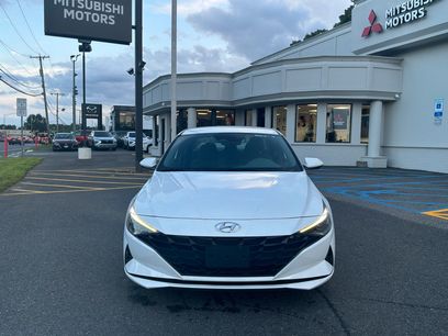 Used 2023 Hyundai Elantra SEL