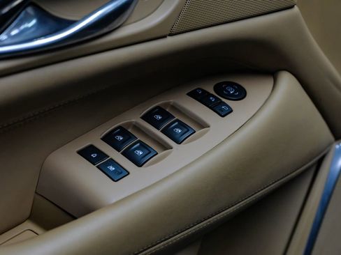 Used 2018 Cadillac Escalade ESV Platinum image 55