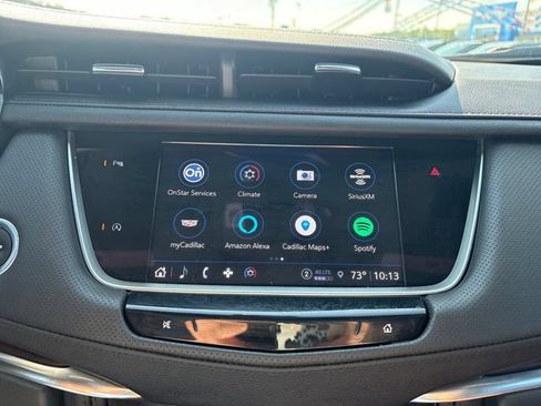 Used 2022 Cadillac XT5 Premium Luxury w/ LPO, Floor Liner Package AWD/4WD image 16
