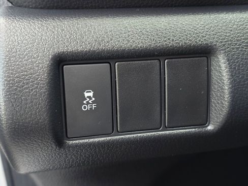 Certified 2025 Honda Pilot Sport image 24