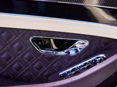 Used 2023 Bentley Continental GT Speed image 29