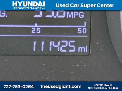 Used 2017 Hyundai Elantra SE image 11