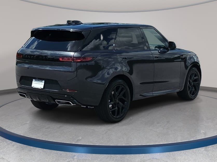 New 2026 Land Rover Range Rover Sport Dynamic SE AWD/4WD image 5