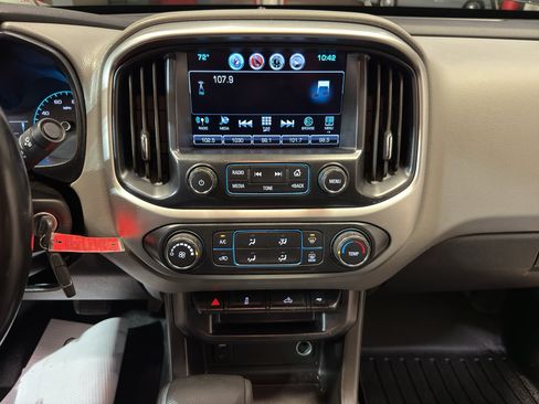 Used 2016 Chevrolet Colorado LT w/ LT Convenience Package AWD/4WD image 19
