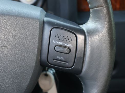 Used 2006 Dodge Ram 2500 Truck SLT w/ Quad Cab Big Horn Value Group image 14