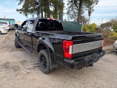 Used 2018 Ford F350 Platinum w/ Platinum Ultimate Package image 2