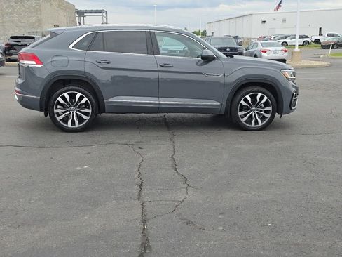 Used 2023 Volkswagen Atlas Cross Sport SEL Premium R-Line AWD/4WD image 10
