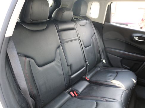 Used 2017 Jeep Compass Trailhawk w/ Leather Interior Group image 39