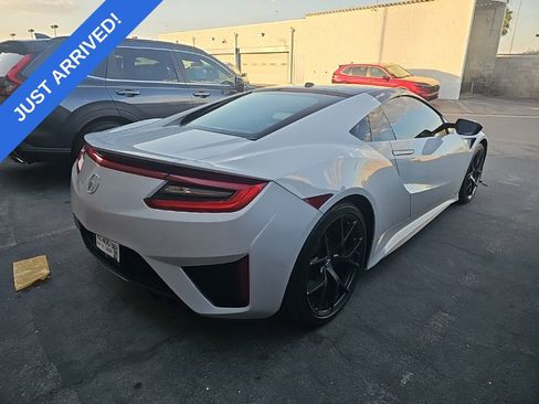 Used 2017 Acura NSX AWD/4WD image 3