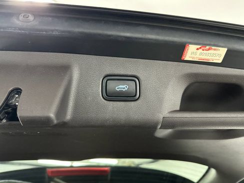 Used 2020 Hyundai Palisade Limited FWD image 22