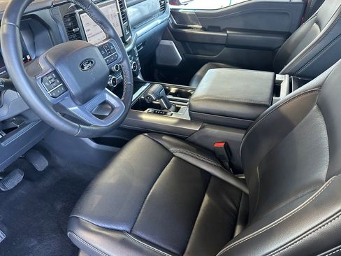 Used 2025 Ford F150 Lariat w/ Equipment Group 502A High AWD/4WD image 9