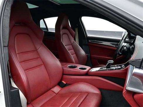 Used 2018 Porsche Panamera 4S image 20