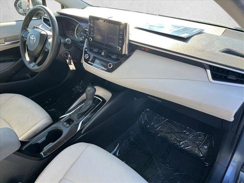 Certified 2020 Toyota Corolla LE image 23