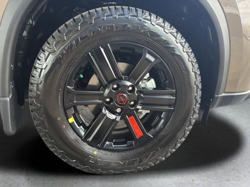New 2026 Nissan Rogue SV AWD/4WD image 12