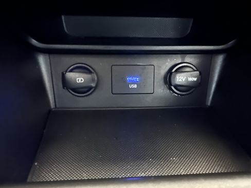 Used 2022 Hyundai Kona SE image 48