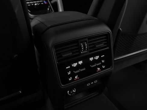 New 2026 Porsche Cayenne S image 45