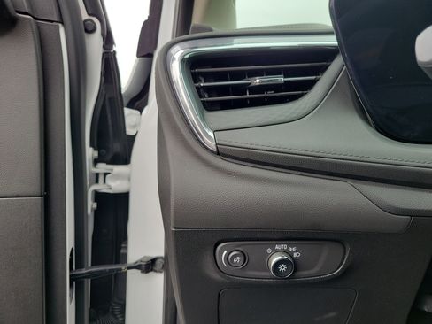 Used 2025 Buick Encore GX Preferred image 21