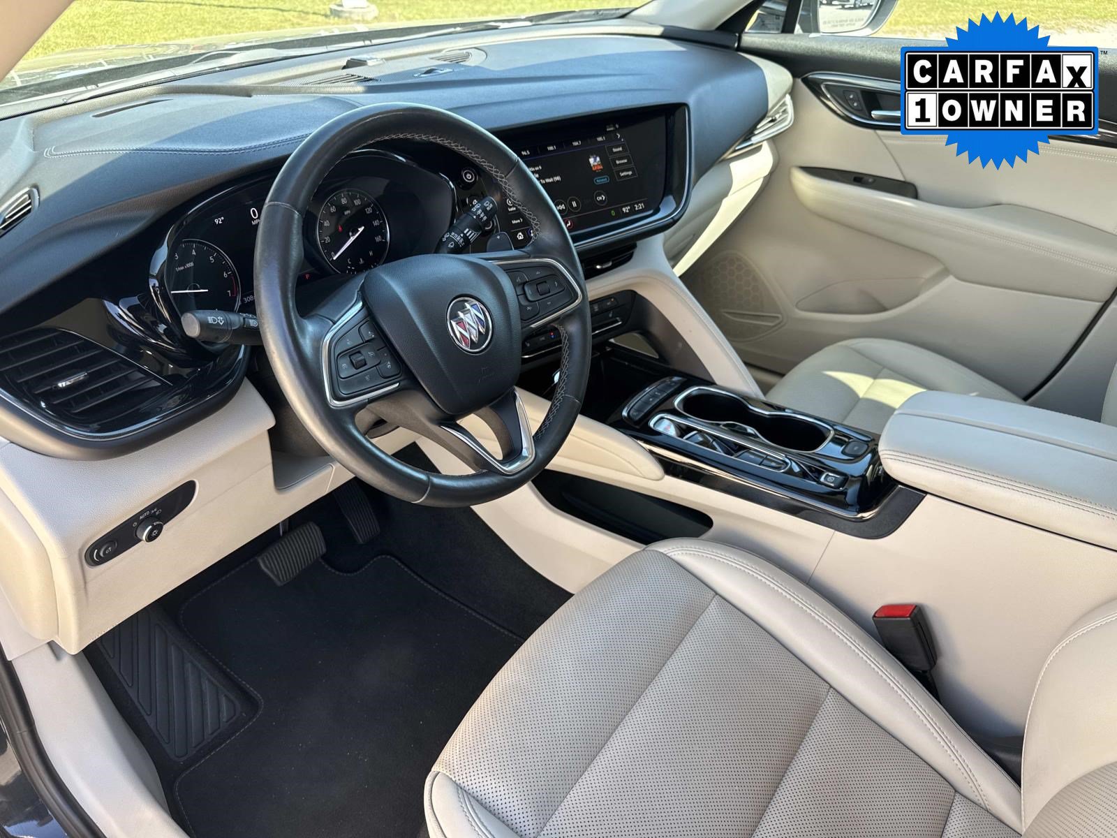 Used 2022 Buick Envision Essence w/ Safety Package FWD image 24
