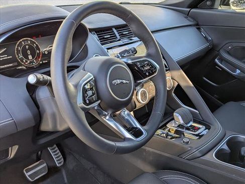 Used 2024 Jaguar E-PACE R-Dynamic SE image 17