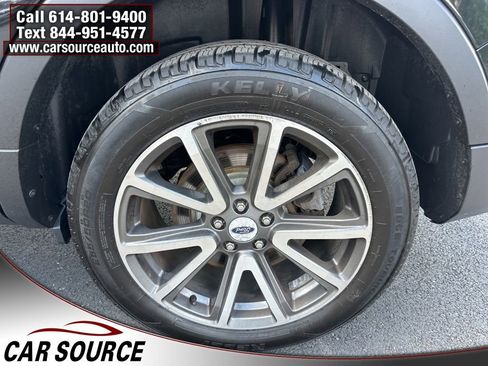 Used 2015 Ford Explorer XLT w/ Equipment Group 202B AWD/4WD image 21