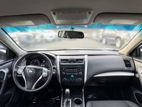 Used 2014 Nissan Altima 2.5 S FWD image 15