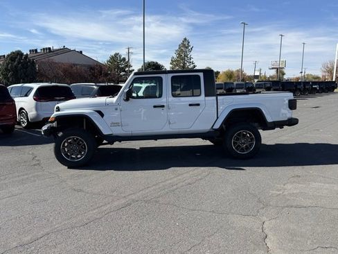 Used 2020 Jeep Gladiator Overland image 10