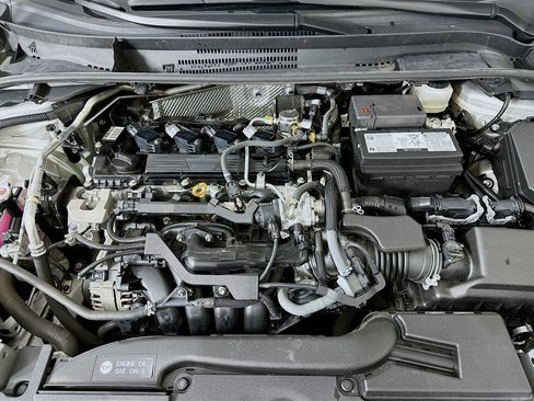 Used 2024 Toyota Corolla LE image 31