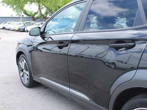 Used 2020 Hyundai Kona Limited AWD/4WD image 42